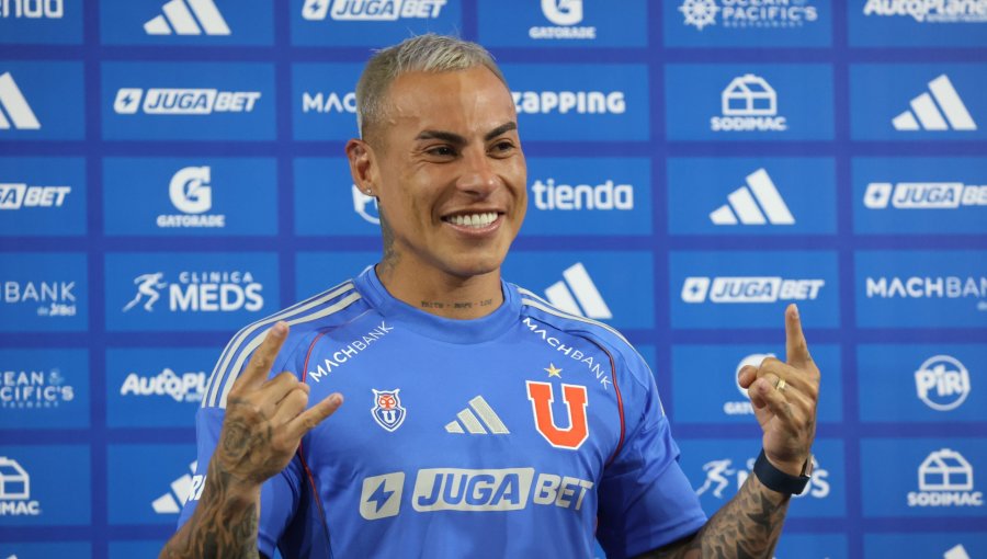 Eduardo Vargas descarta problemas con la dirigencia de la U y afirma que está "cumpliendo un sueño" con su regreso