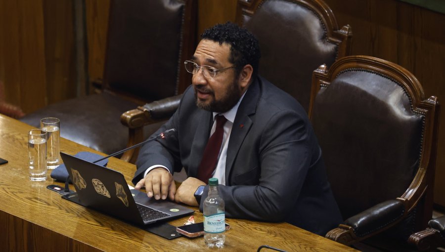 Ministro Cataldo reconoce que ley que crea el Sistema de Educación Pública "ha enfrentado complejidades innegables"