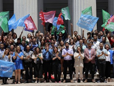 FA prepara congreso donde hará un análisis de sus 10 años de vida, abordará la política de alianzas, su relato e identidad