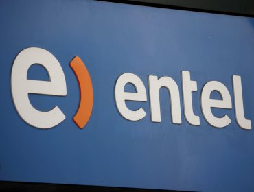 Entel compensará a 2 millones de clientes por cambio en planes y contratos tras acuerdo con el Sernac