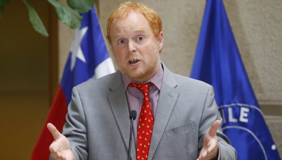 Senador Edwards calificó al Presidente Boric de "tremendamente irresponsable" por dichos sobre operación de EE.UU. en Venezuela