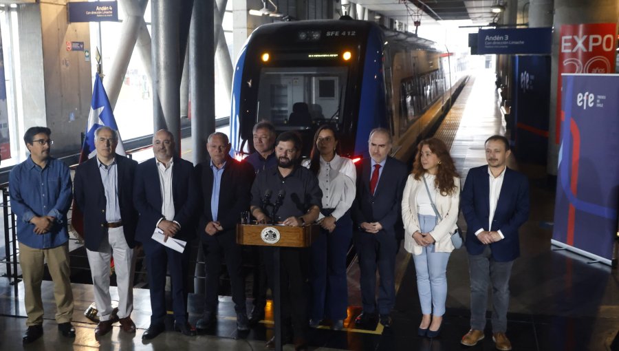 Presidente Boric encabezó inicio de las pruebas de nuevos trenes que se incorporarán al servicio de Valparaíso a Limache