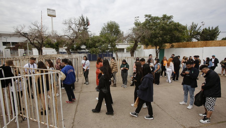 Buses de apoyo y extensión de horario del Metro por recitales de Bad Bunny en el Estadio Nacional