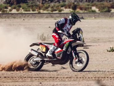 José Ignacio Cornejo se aferró al quinto puesto de la tabla general pero se alejo del podio en el Dakar