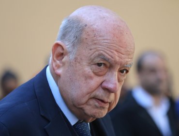 Senador Insulza se aleja del llamado del Partido Comunista a movilizarse contra el futuro Gobierno y apunta a “discursos repetidos” en derrota de Jara