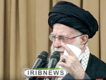 Líder supremo de Irán acusa a manifestantes de "complacer" a Trump mientras las protestas se intensifican en el país