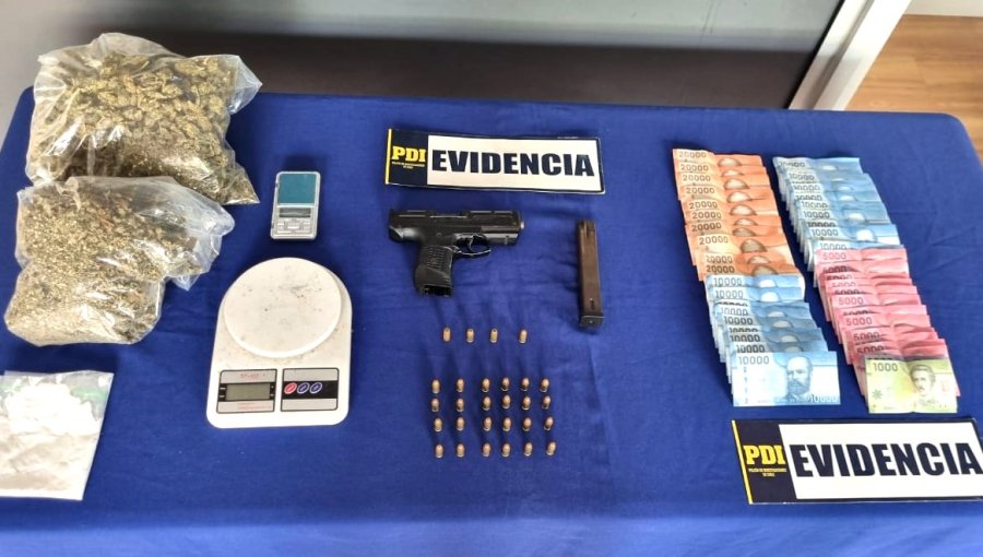 Detienen en Reñaca Alto a dos colombianos irregulares que traficaban drogas en Viña del Mar