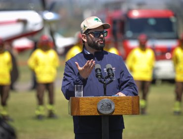 Presidente Boric llama a extremar cuidados por alto riesgo de incendios forestales