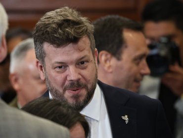 Kaiser niega incorporación al gabinete y se desmarca de especulaciones