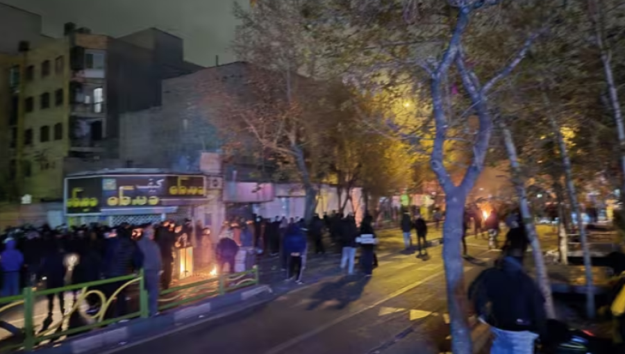 ONU alerta por decenas de muertes y heridos en protestas en Irán