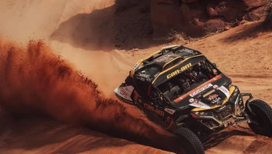 Chaleco López conserva posición de privilegio tras dura jornada en el Dakar 2026