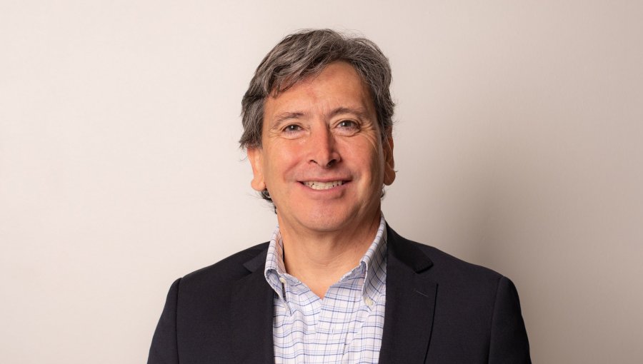 Exministro Golborne dice que el único "logro real" del Gobierno de Boric "desde el punto de vista ideológico" fue las 40 horas