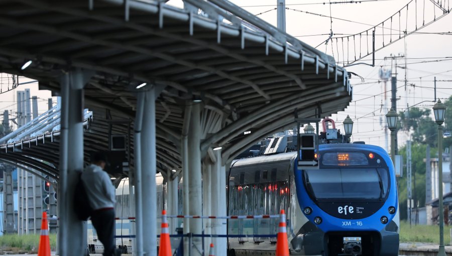 Editorial: El futuro de los trenes en Chile y la gran incógnita del futuro gobierno de Kast