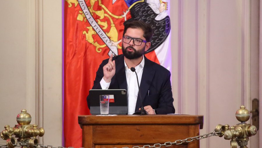 Presidente Boric afirma que le provoca "un desgarro muy grande" el veredicto que absolvió a Claudio Crespo en caso Gatica