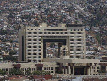 Gobierno ingresó proyecto contra los "supersueldos" del Congreso Nacional y funcionarios amenazaron con realizar un paro