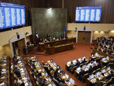 Cámara aprueba y despacha al Senado el proyecto de reajuste del sector público, pero rechaza la norma de "amarre"