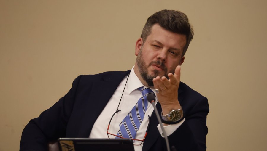 Kaiser dice tras decisión del PNL de no sumarse al Gobierno de Kast que "si empieza a avanzar de forma equivocada, vamos a levantar la voz"