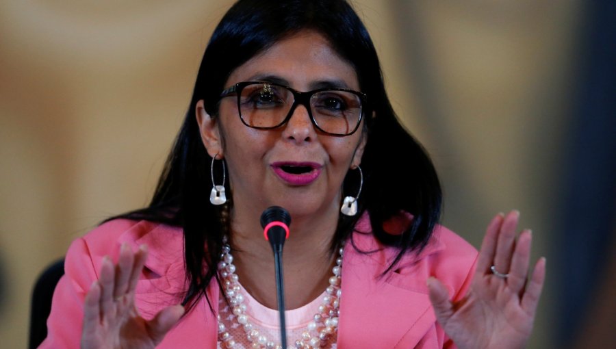 Delcy Rodríguez promete destinar "cada dólar" de la venta del petróleo al sistema de salud venezolano
