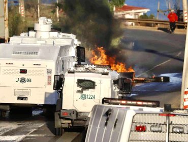 Gobierno apunta a grupos ligados al crimen y al narcotráfico tras violentos ataques en desalojo de megatoma en San Antonio