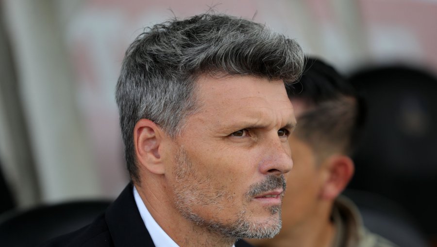 Ortiz se muestra cauto ante la conformación del plantel de Colo-Colo y no descarta utilizar a Vidal de defensa