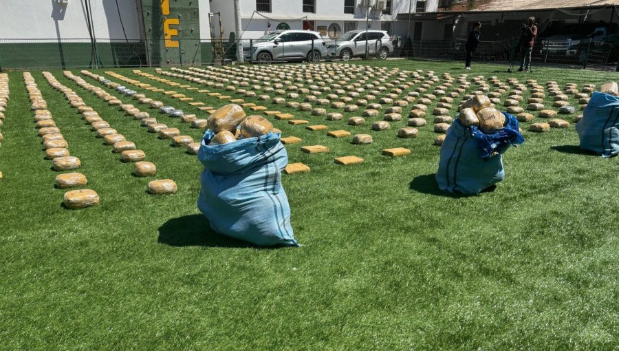 En prisión preventiva quedaron dos sujetos que transportaban 719 kilos de drogas a bordo de un camión en Chañaral