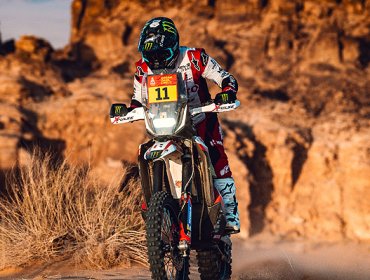 Día complejo para José Ignacio Cornejo: motociclista sale del top 10 en la etapa 11 del Dakar