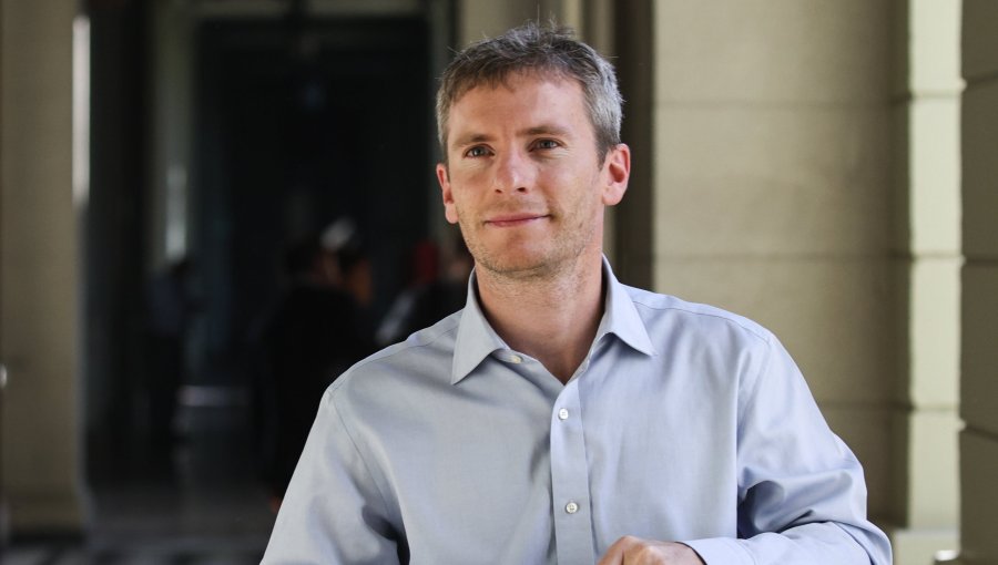 Presidente de Evópoli cuestiona posible nombramiento de Carter en Ministerio de Seguridad por su calidad de senador electo