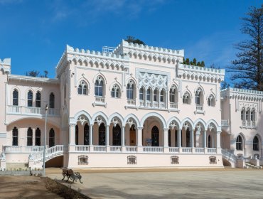 Piden al Municipio de Viña que aclare permisos y medidas de seguridad por evento de música electrónica en el Palacio Vergara