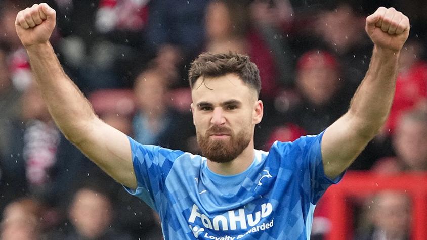 Ben Brereton Díaz celebró su renacer goleador con el Derby County