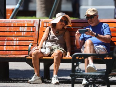 Expertos dan recomendaciones ante altas temperaturas sobre 35 °C en la Región Metropolitana