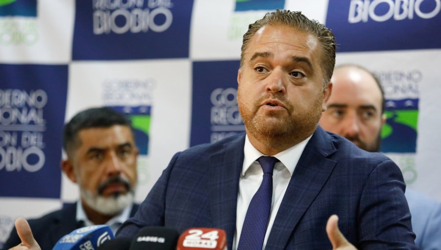 Gobernador del Biobío cuestiona demora en decreto de Estado de Catástrofe en plena emergencia