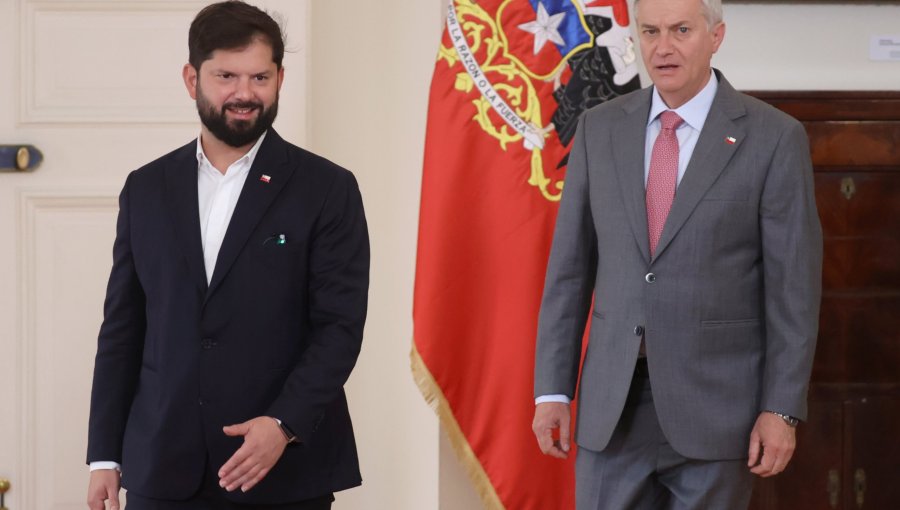 Presidente Boric anuncia coordinación con Kast para enfrentar emergencia por incendios