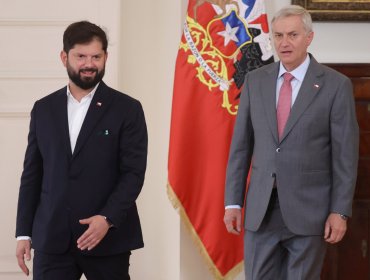 Presidente Boric anuncia coordinación con Kast para enfrentar emergencia por incendios