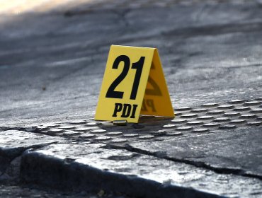 Hombre es asesinado a balazos en la puerta de su casa en Pudahuel