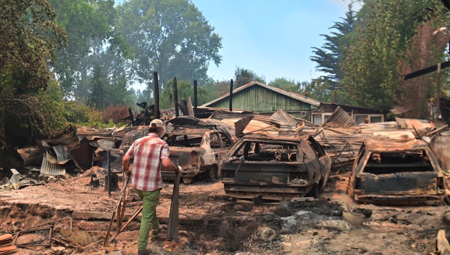 Cifra de fallecidos por incendios se mantiene en 19, pero Gobierno asegura que el número de afectados "va a aumentar"
