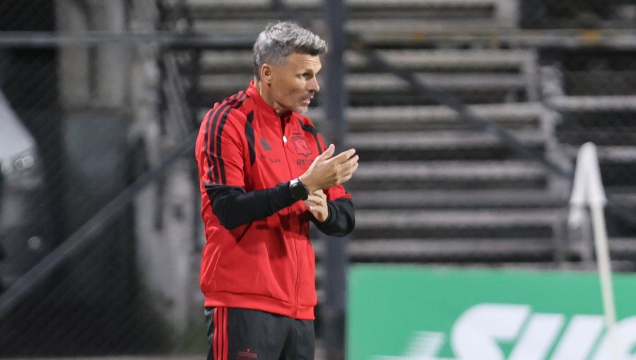 Fernando Ortiz exigió más fichajes tras primera caída de Colo-Colo del año