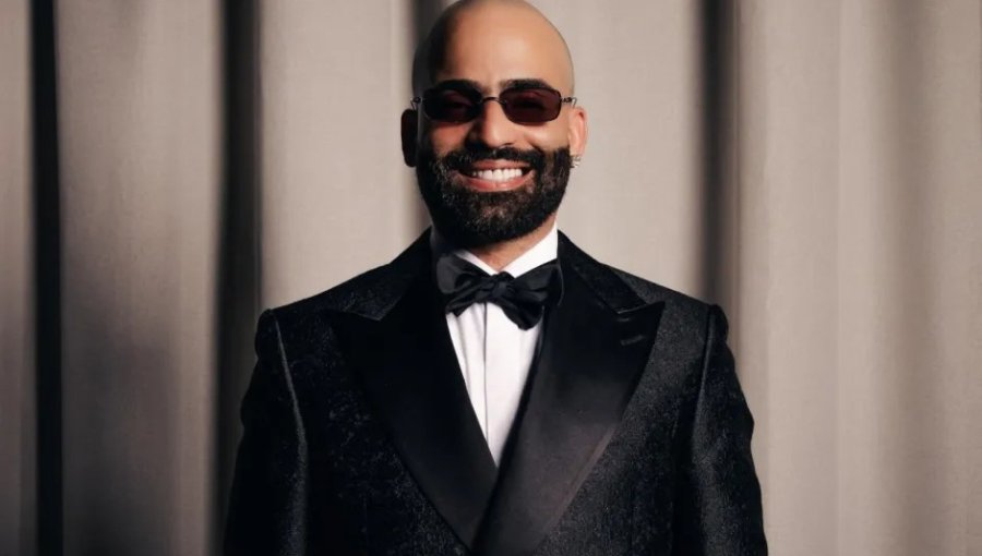 Arcángel celebra 20 años de carrera y presenta “La 8va Maravilla” con un concierto en Puerto Rico