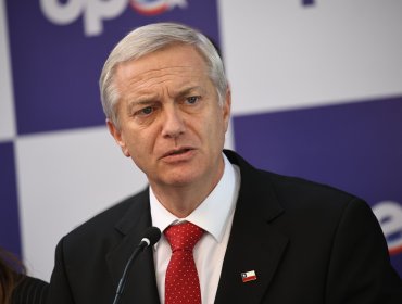En medio de crisis por incendios, José Antonio Kast confirma presentación de su gabinete para el día martes
