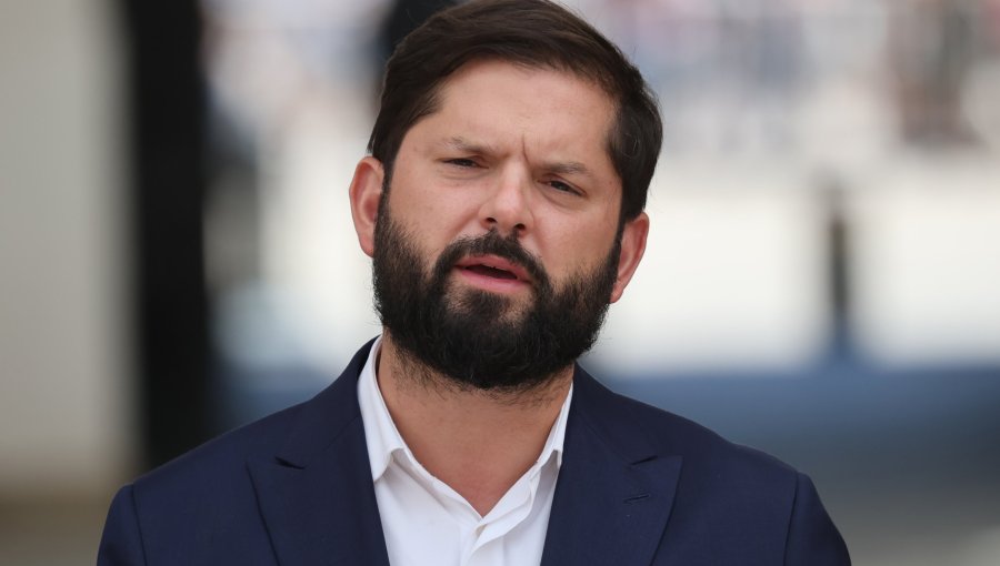 Presidente Boric lamenta muerte de carabinera en Santiago y asegura que se dará con los responsables