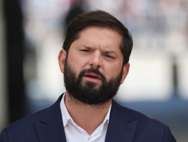 Presidente Boric responde a carta del alcalde de Penco por reconstrucción: "Tenemos que tener certeza de que no hay más cuerpos"