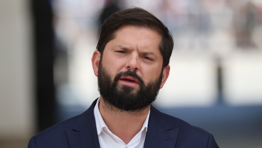 Presidente Boric responde a carta del alcalde de Penco por reconstrucción: "Tenemos que tener certeza de que no hay más cuerpos"