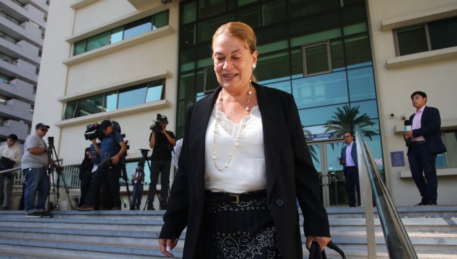 Corte Suprema deja pendiente la resolución de la apelación que hizo Ángela Vivanco a querella de capítulos