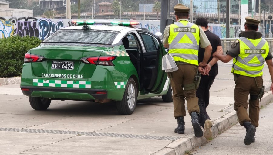 Detienen en Valparaíso a conductor de vehículo robado en 2020 a rent a car de Concepción: era utilizado por empresa viñamarina