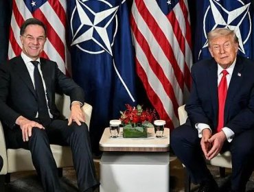 Trump asegura haber negociado con el jefe de la OTAN un "marco para un futuro acuerdo" sobre Groenlandia