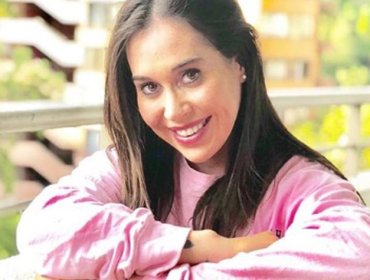 Valentina Roth apadrina a familia afectada por incendio en Penco