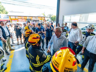 Kast visita zonas afectadas por incendios en Ñuble y dice que "queremos prepararnos bien para lo que será la reconstrucción"