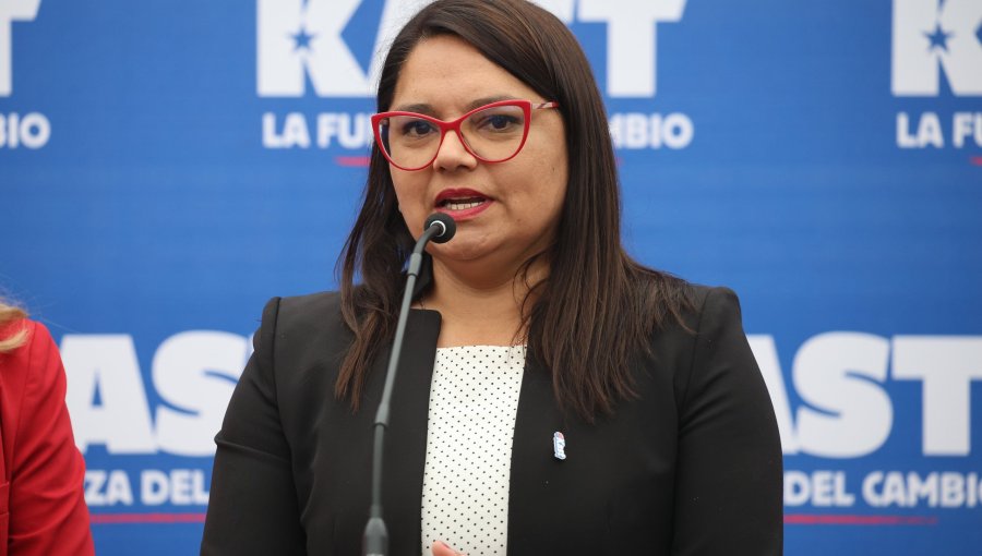 Ruth Hurtado defiende gabinete de Kast y proyecta una reconstrucción “más rápida y eficiente” tras los incendios