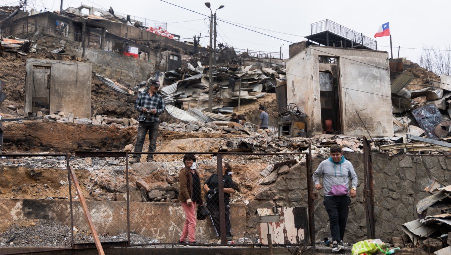 817 viviendas han sido destruidas por los incendios forestales en Ñuble y Biobío