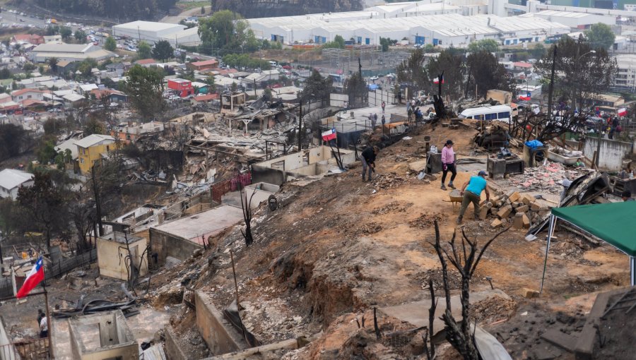 Presidente Boric decreta dos días de duelo nacional para honrar la memoria de los fallecidos por incendios forestales