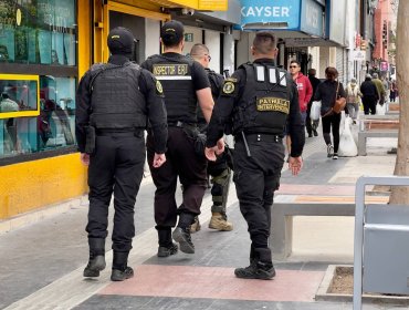 Viña del Mar inicia fiscalizaciones que permitirán multar también a quienes compren en el comercio ambulante ilegal